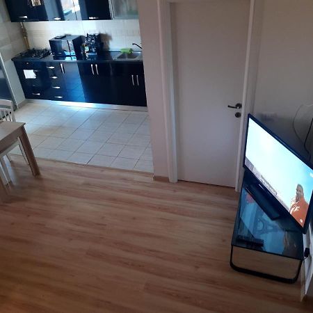 Apartament 3 Camere Râmnicu Vâlcea エクステリア 写真